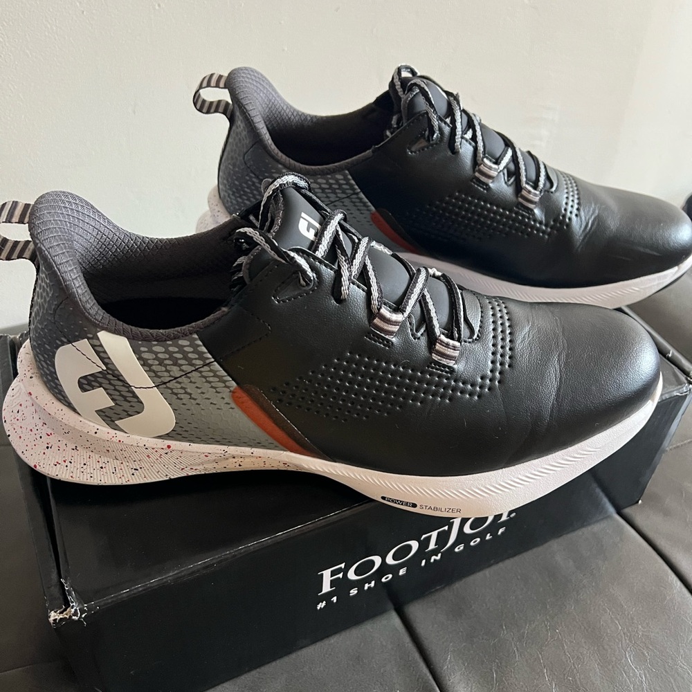 FootJoy Men's Black and Gray Golfing Shoes
